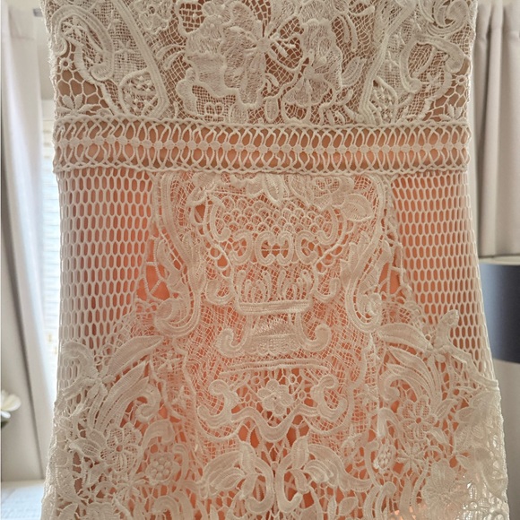 White Lace Crochet Bodycon Dress - Picture 2 of 4